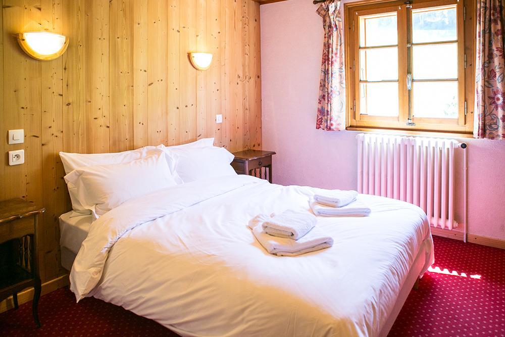 Hotel L'Aubergade モルジヌ エクステリア 写真