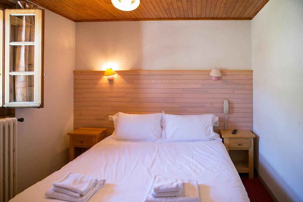 Hotel L'Aubergade モルジヌ エクステリア 写真