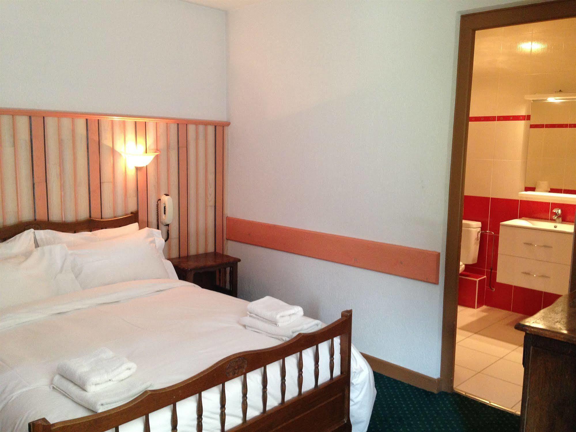 Hotel L'Aubergade モルジヌ エクステリア 写真